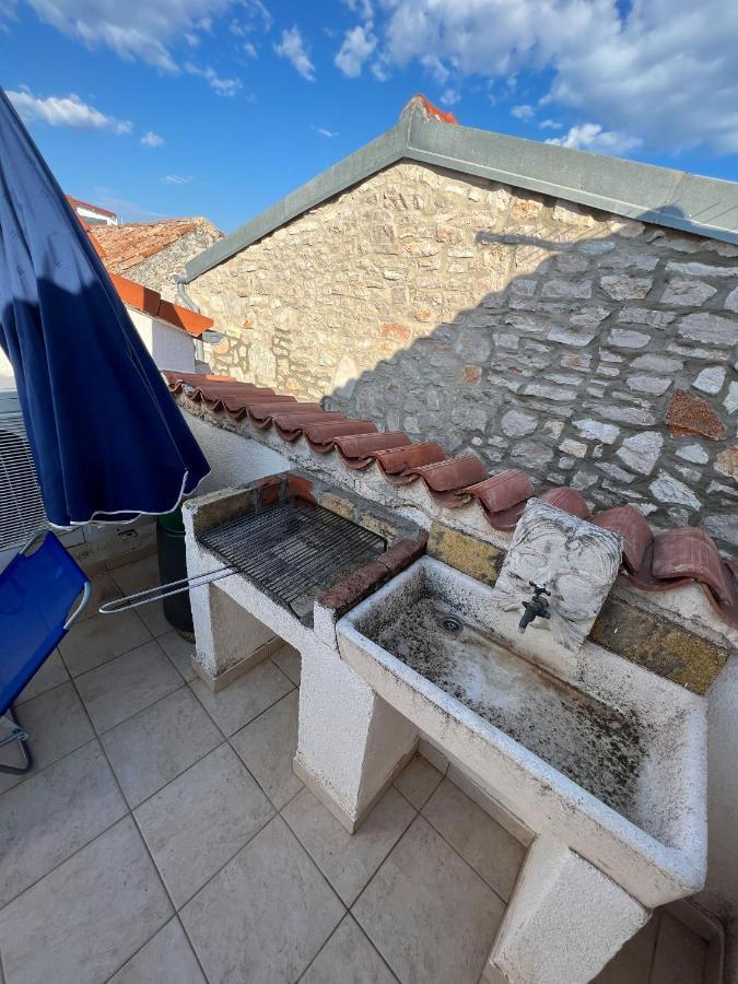 Ferienhaus Insel Murter Vivaldi/Stonehouse Betina Бетина Екстериор снимка