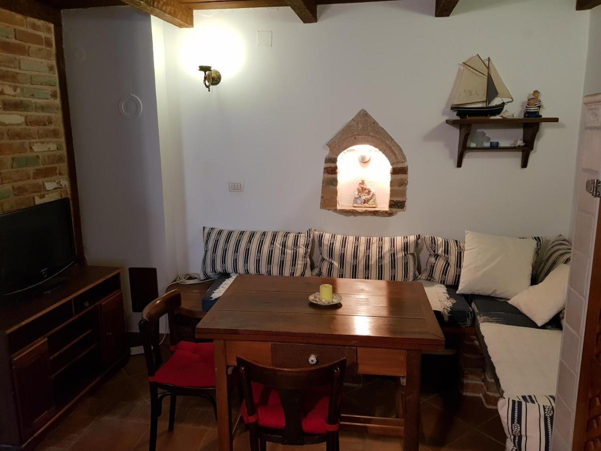 Ferienhaus Insel Murter Vivaldi/Stonehouse Betina Бетина Екстериор снимка